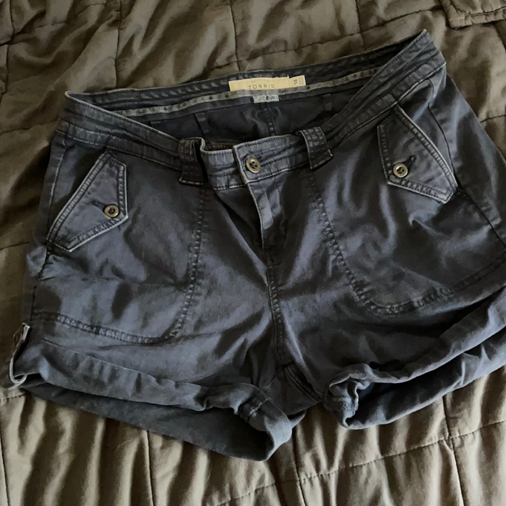 Torrid Blue Cargo Short size 14